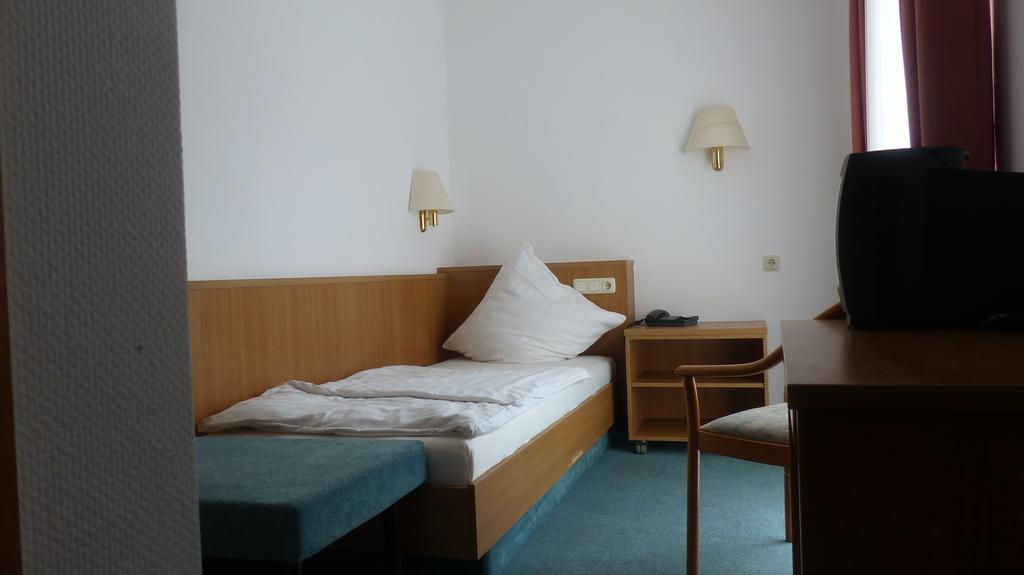 Hotel Restaurant Ortenberger Hof Ortenberg  Bilik gambar